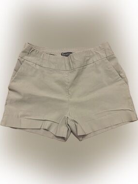New York & Company Olive Green Pull-On Shorts